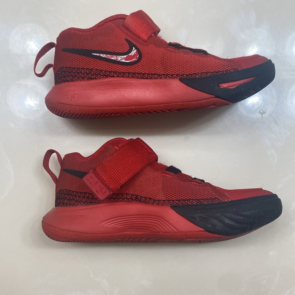 Kyree Irving Basketball Boy Shoe 2 Pair Bundle Size 11c - Picture 2 of 7